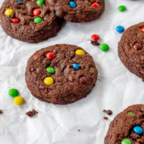 chocolade koekjes met M&M's